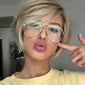 Meet your Posher, Allie